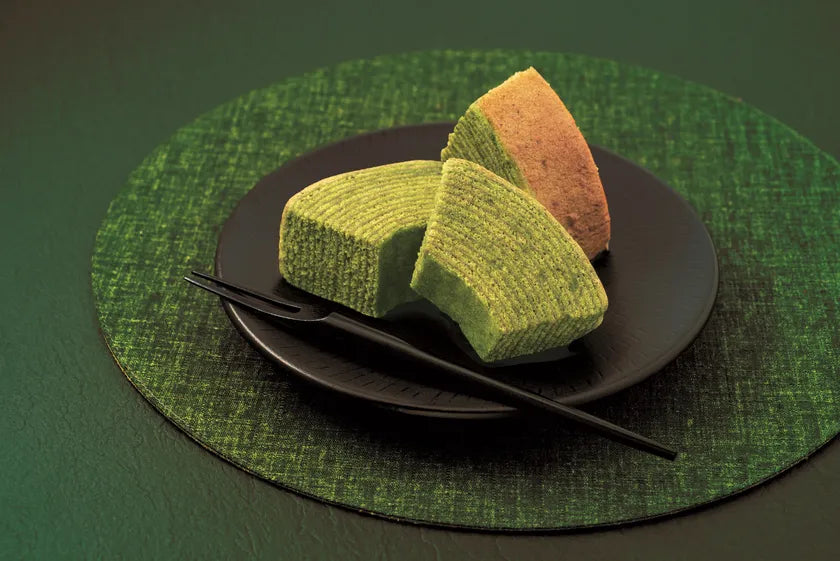 Iyemon Thick-Cut Baumkuchen (8 Pieces)