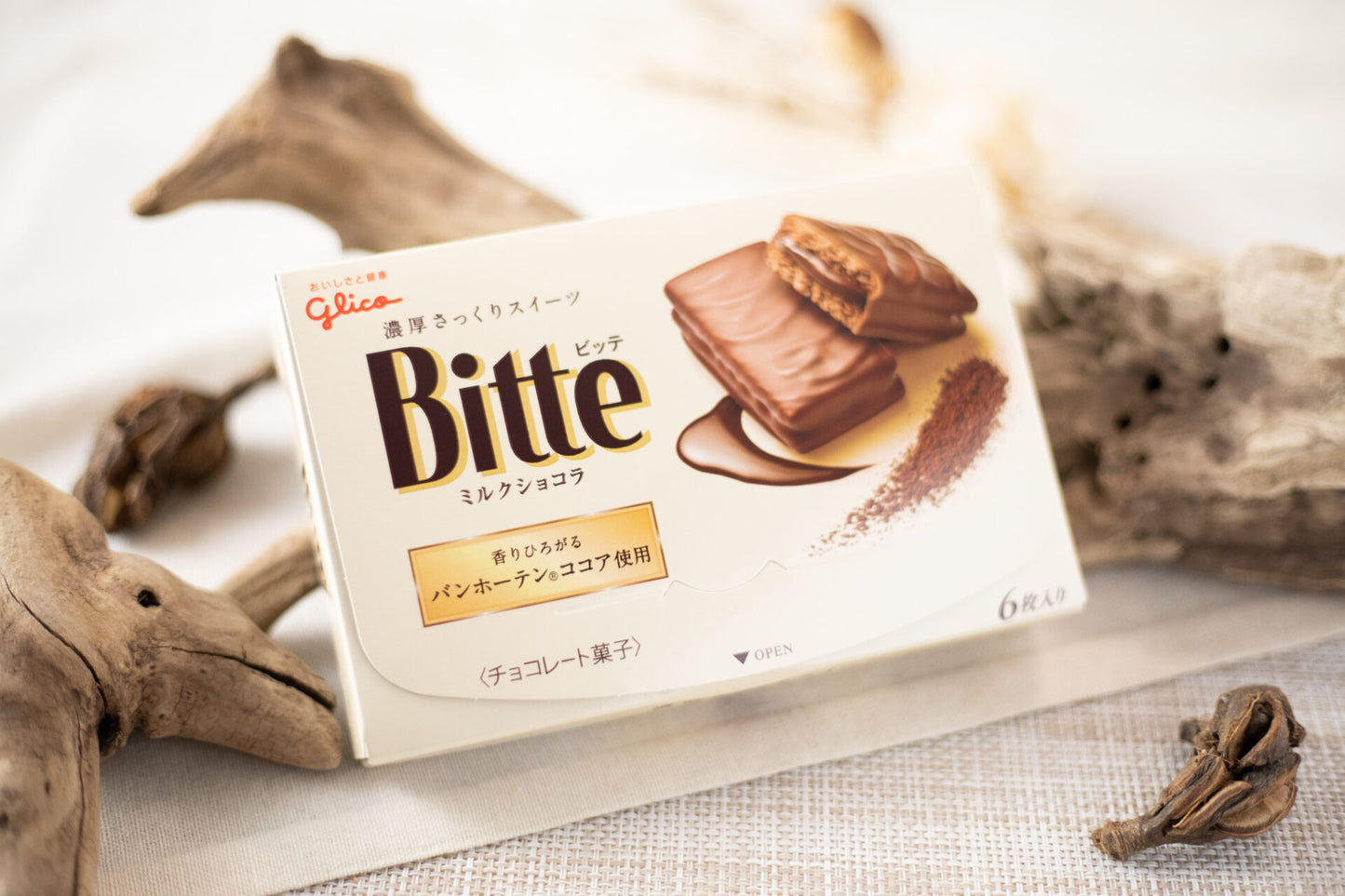 Glico Bitte Milk Chocolate (6 Pieces)